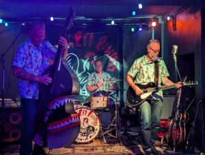 Raucous Red Roosters 3.10.2027 Vogelhaus Bocholt